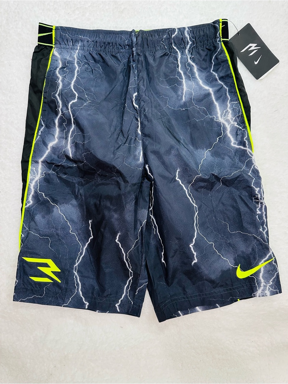 Boy’s Nike Shorts Size Xl